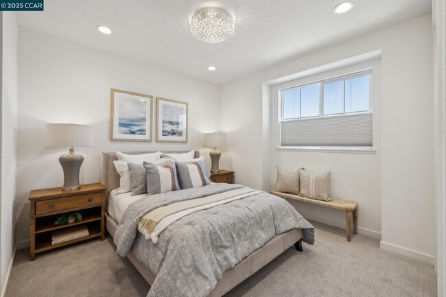 Photo - 48 Riverbend Ln