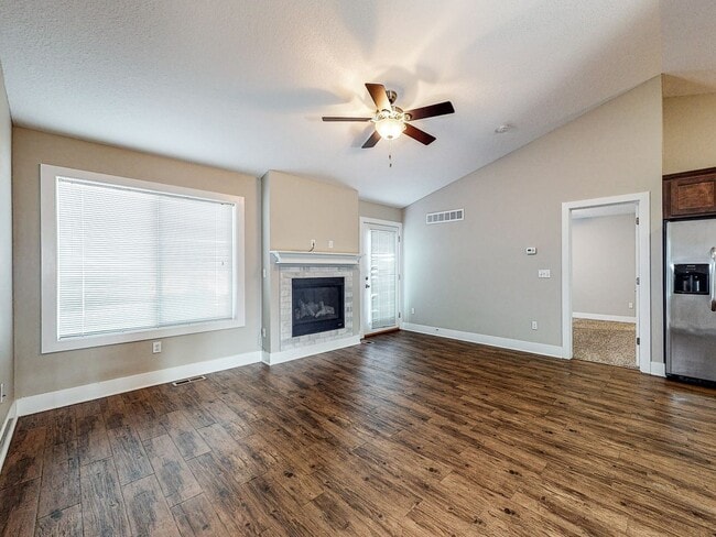 Photo - 411 Sunflower Dr