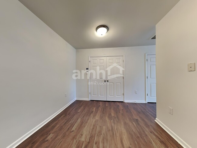 71 Wolf Creek Ln