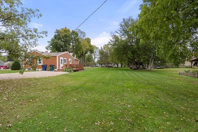 Photo - 715 Washington St