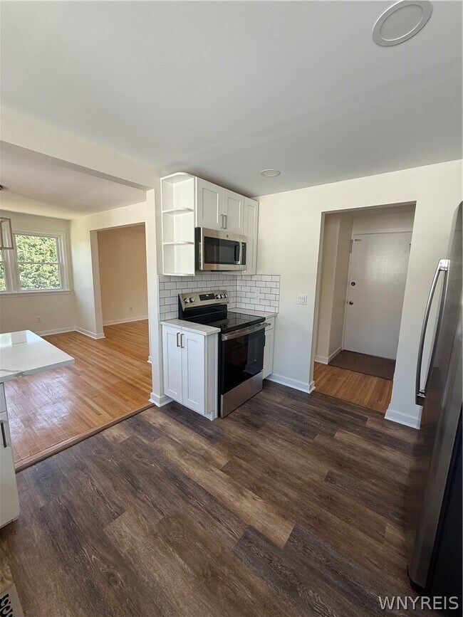 Photo - 113 Argyle Ave