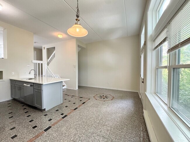 Photo - 48 Ellingwood St Unit 48A