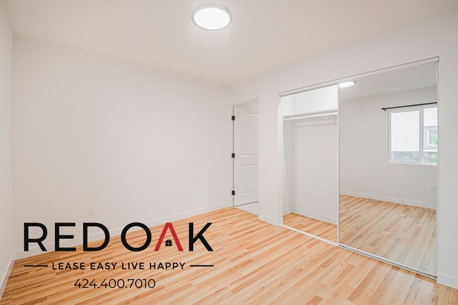 Photo - 856 W 47th St Unit 856A