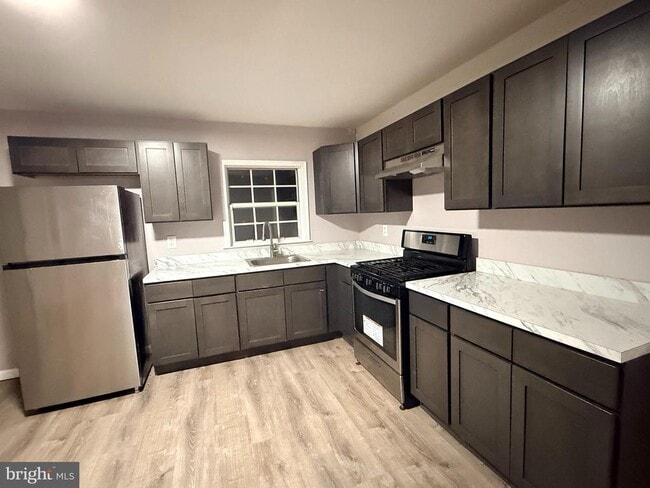 Photo - 138 Edwards Dr