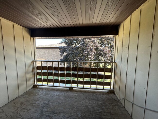 Photo - Prairie Village Apartments