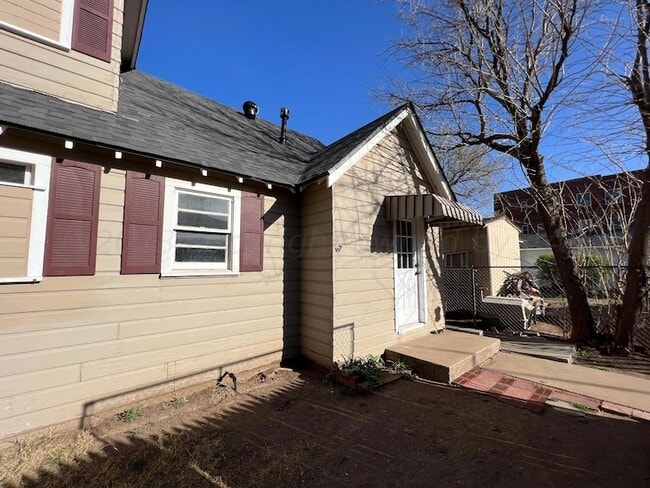 Photo - 2211 S Polk St