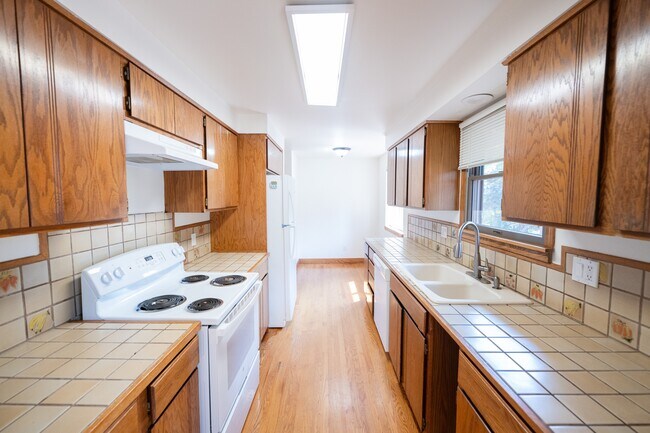 5926 166th Pl SW