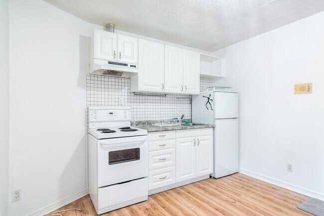 Photo - 198 Dunn Ave Unit 402
