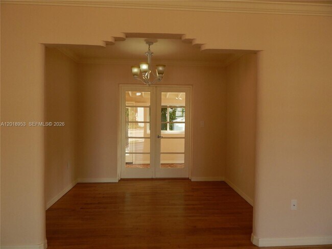 Photo - 1841 SW 37th Ave
