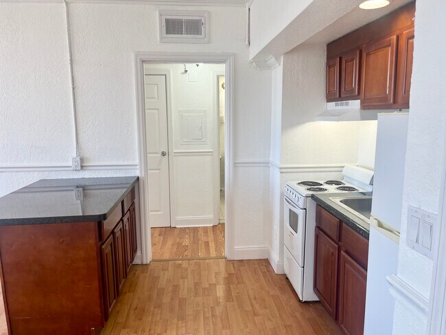 Photo - 311 W Ashley St Unit 1603