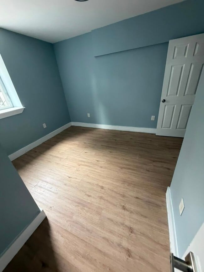 175 S Munn Ave Unit B1