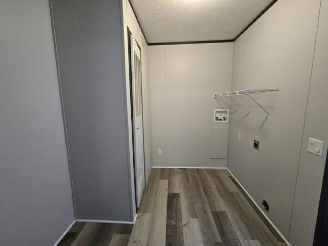 Photo - 437 Warbler Ln