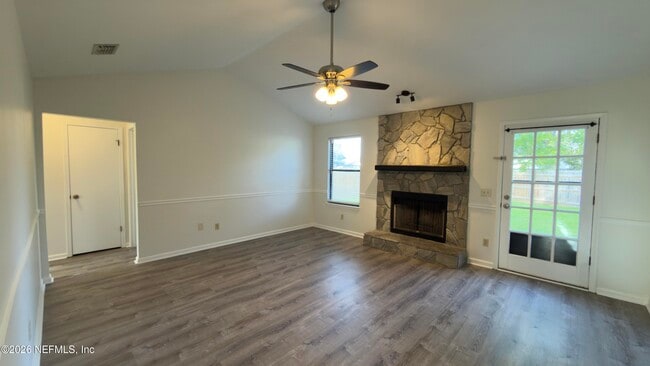 Photo - 7914 Longshadow Ct