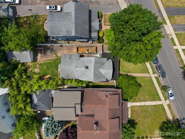 704-706-706 Park Ave