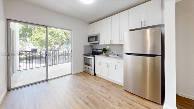 Photo - 2463 Coral Wy Unit 27