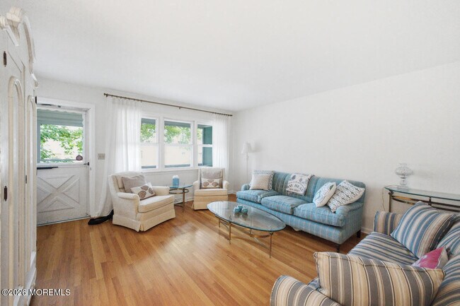 Photo - 145 Osborne Ave