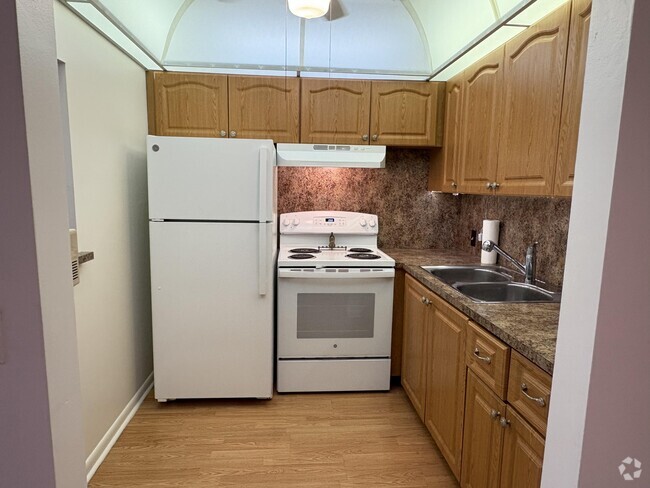 Building Photo - 353 Mansfield I Unit 353 I Rental