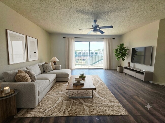 Building Photo - 2826 S Bartell Dr Unit 38