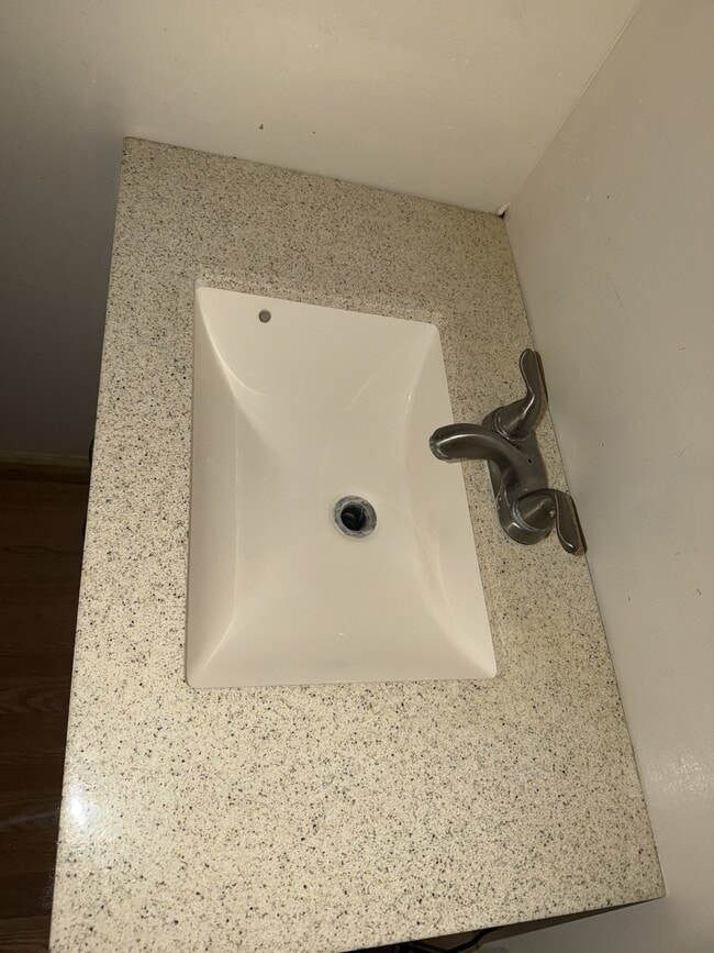 Photo - 2328 Union St