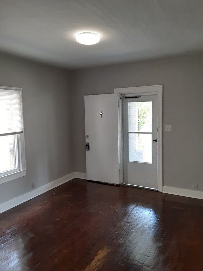 Photo - Nice 3BR/1BA house with Appliances