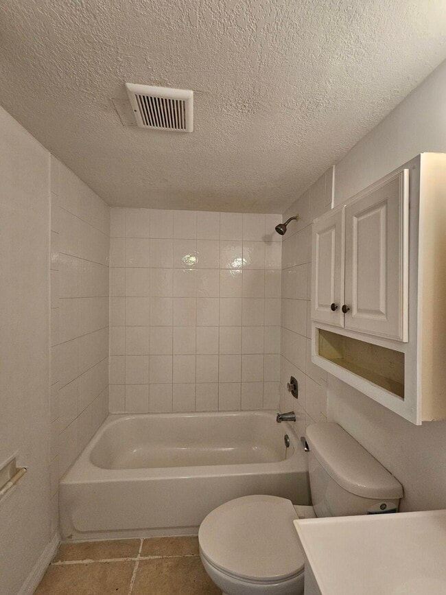 Building Photo - 1880 N Congress Ave Unit 107 Rental