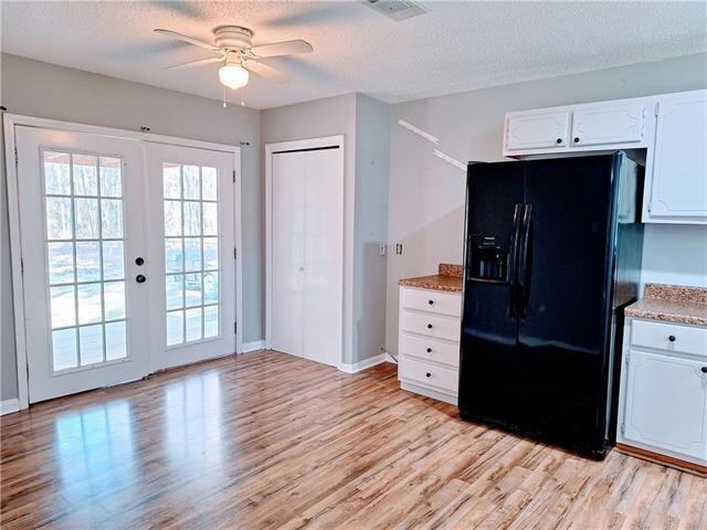 Photo - 26367 Sunrise Lake Dr