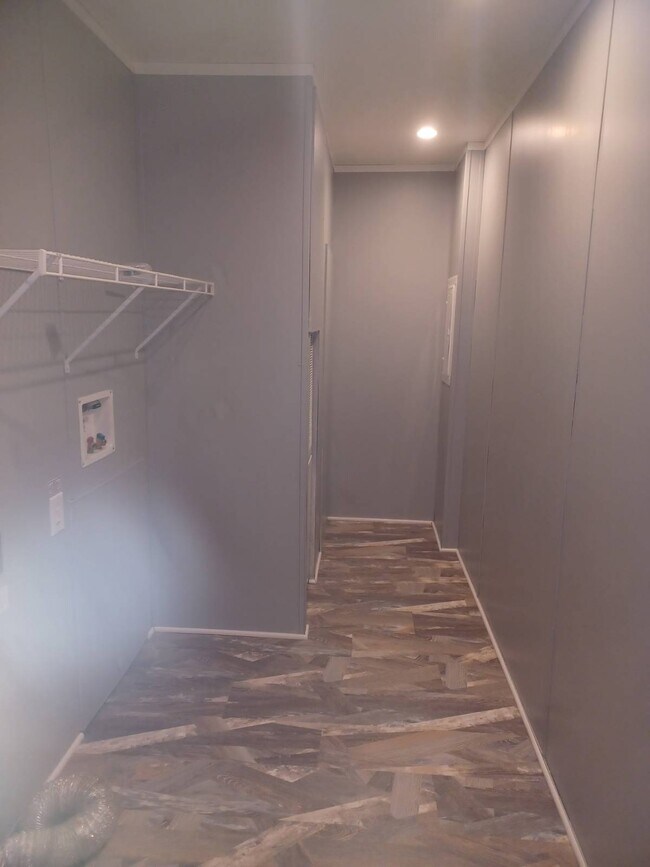 Photo - 1214 Roseport Rd