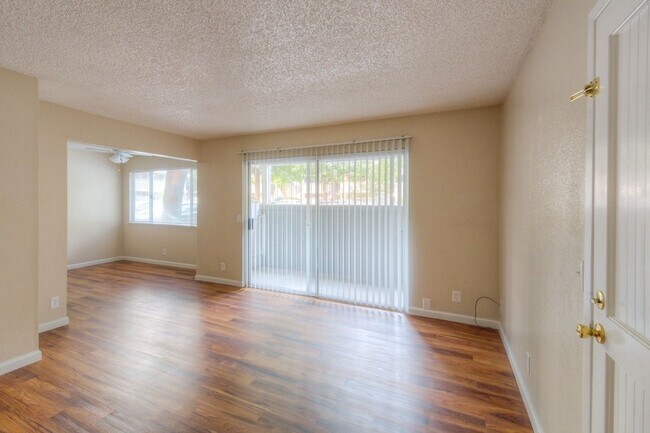 Photo - Eastwood Gardens