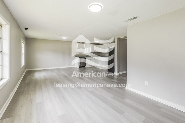 Photo - 278 Longview Dr