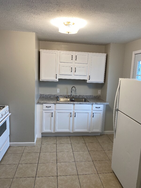 121 Gilman Ave Apartment Marietta, OH