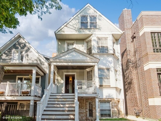 Building Photo - 1308 W Byron St Unit GR