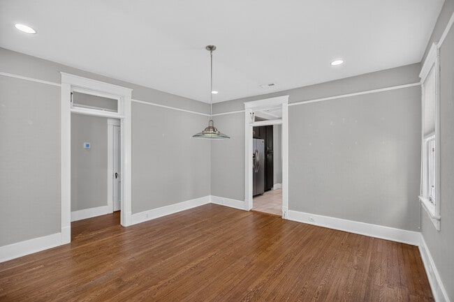 Photo - 831 Rutledge Ave