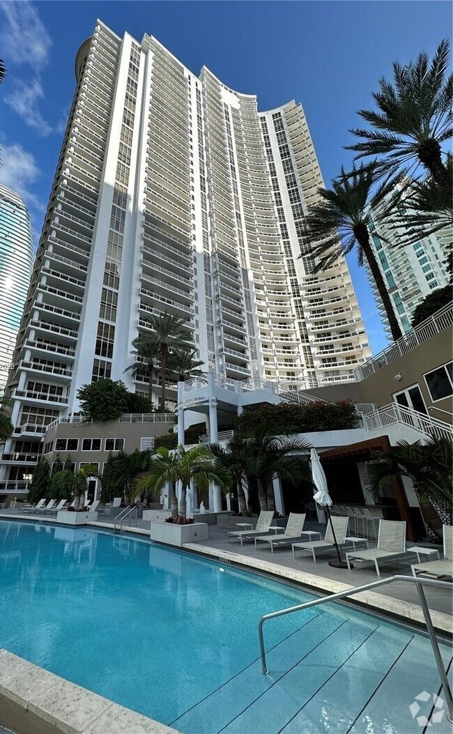 Building Photo - 901 Brickell Key Blvd Unit 1401 Rental