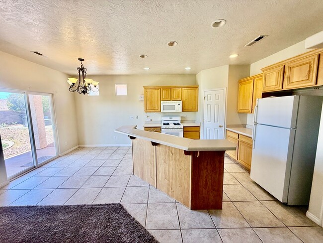 Photo - 3 Bedroom 2 Bath - Canyon View