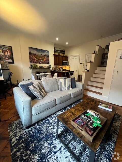Building Photo - 247 Beacon St Rental