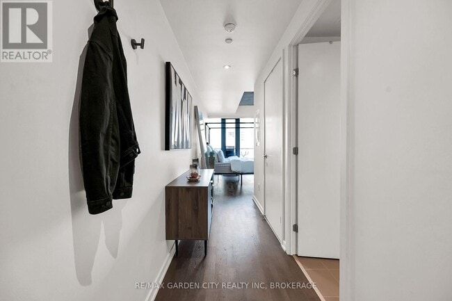 Photo - 60 Colborne St Unité 912