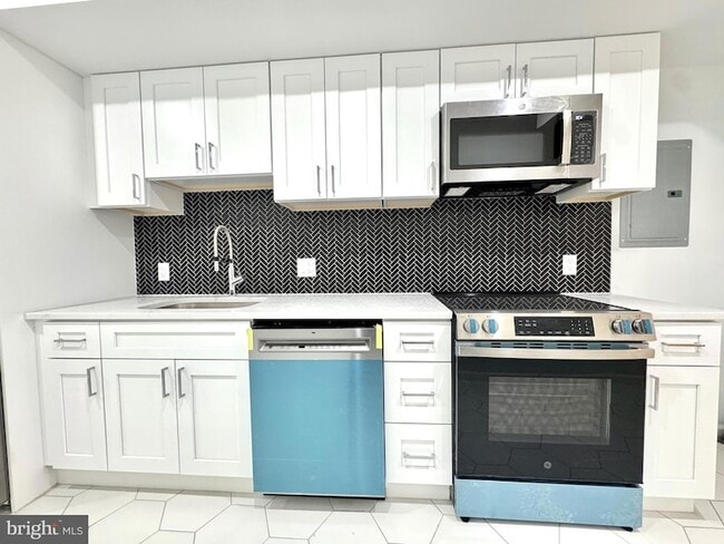 Photo - 781 S 3rd St