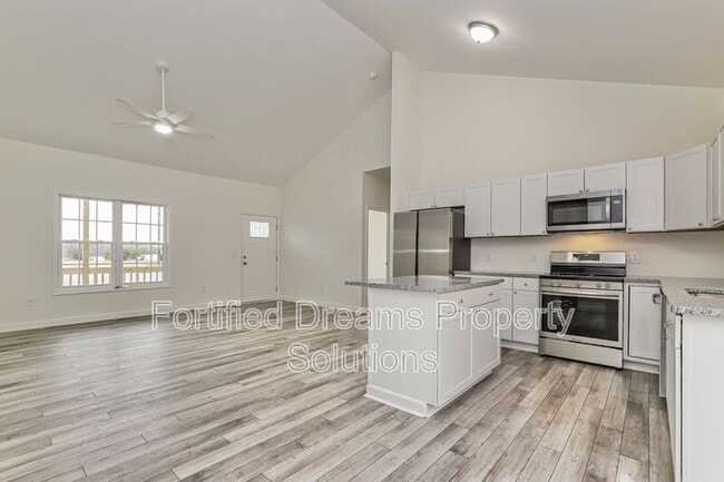 Photo - 408 N Smith St