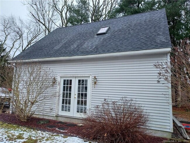 Photo - 3 Ridge Dr N