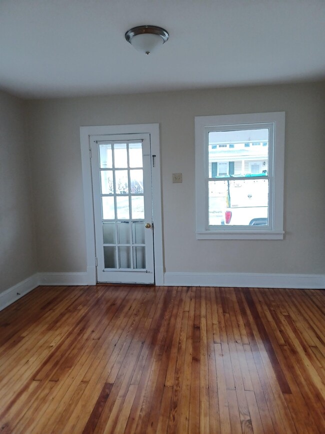 Photo - 1001 S Cameron St
