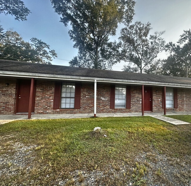 Building Photo - 45147 Durbin Rd Rental