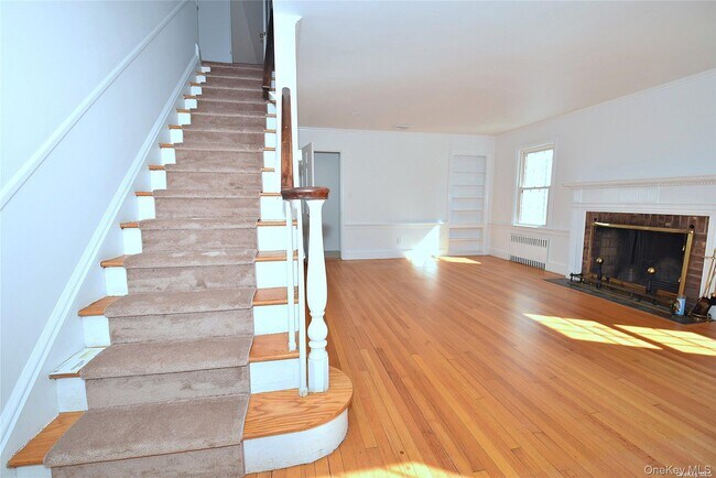 Photo - 27 N Lewis Pl