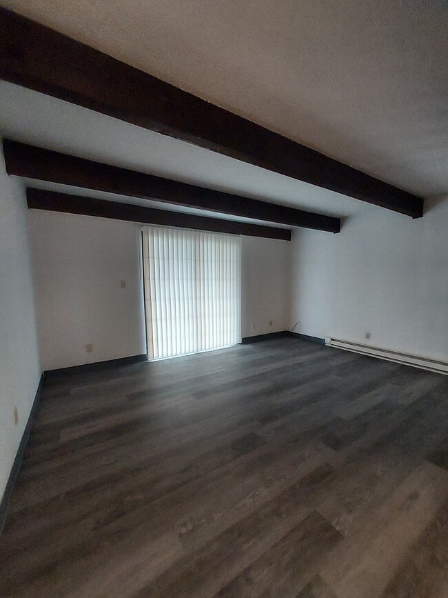 Photo - 187 Buckingham St Unit A