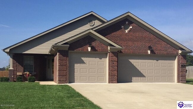 Photo - 101 Vineland Pkwy Dr