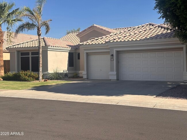 Building Photo - 7165 W Foothill Dr Rental