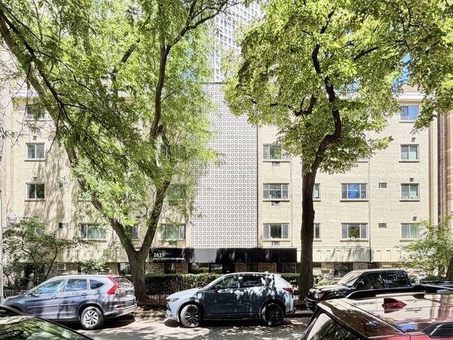 Photo - 2620 N Hampden Ct Unit J07P