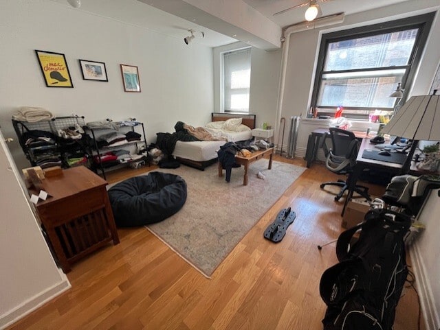 3201 N Clark St Unit 300