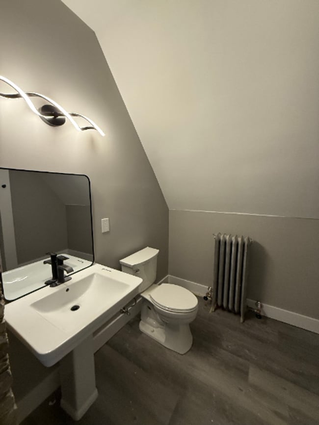 Photo - Frederick Upper Flat with 2 bathrooms!