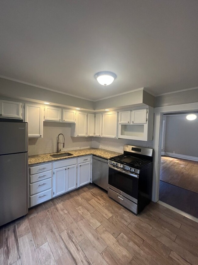 Photo - 30 Rundel Park Unit Apt 2