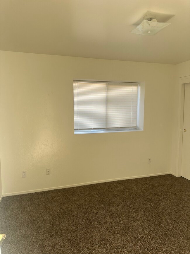 Bedroom 2 - 8325 White Squall Ln Unit Riverlakes